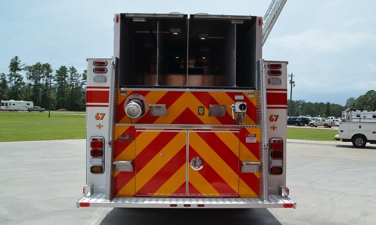 Ultra-low hose bed heights even with 1,000-gallon foam tanks