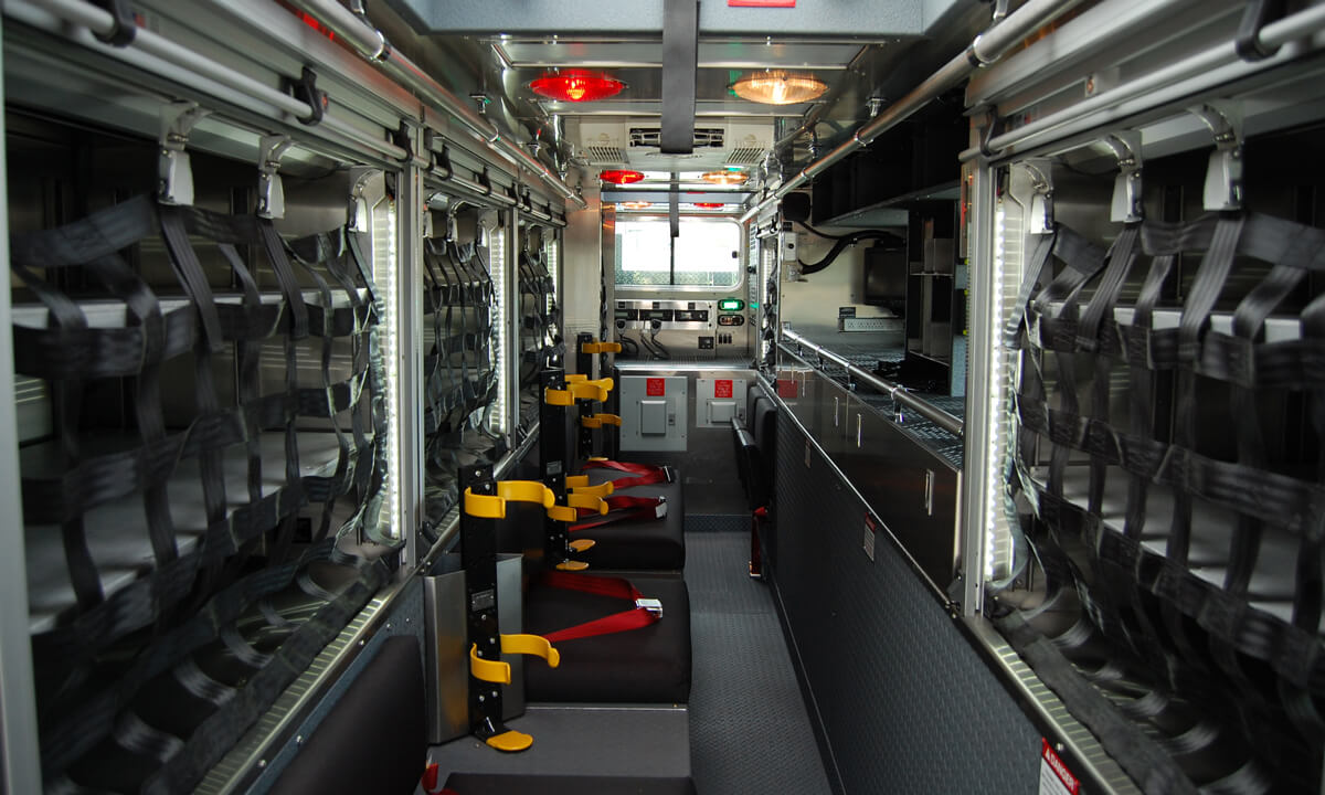 WALK-IN HEAVY-DUTY INTERIOR